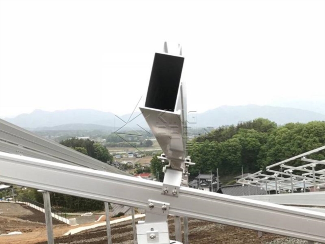 태양 전지 패널 기둥 장착 레일 경사면 지상 장착 시스템